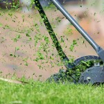 Lawn Mower and you - Tips to Mow Your Lawn Safely (Infographic)